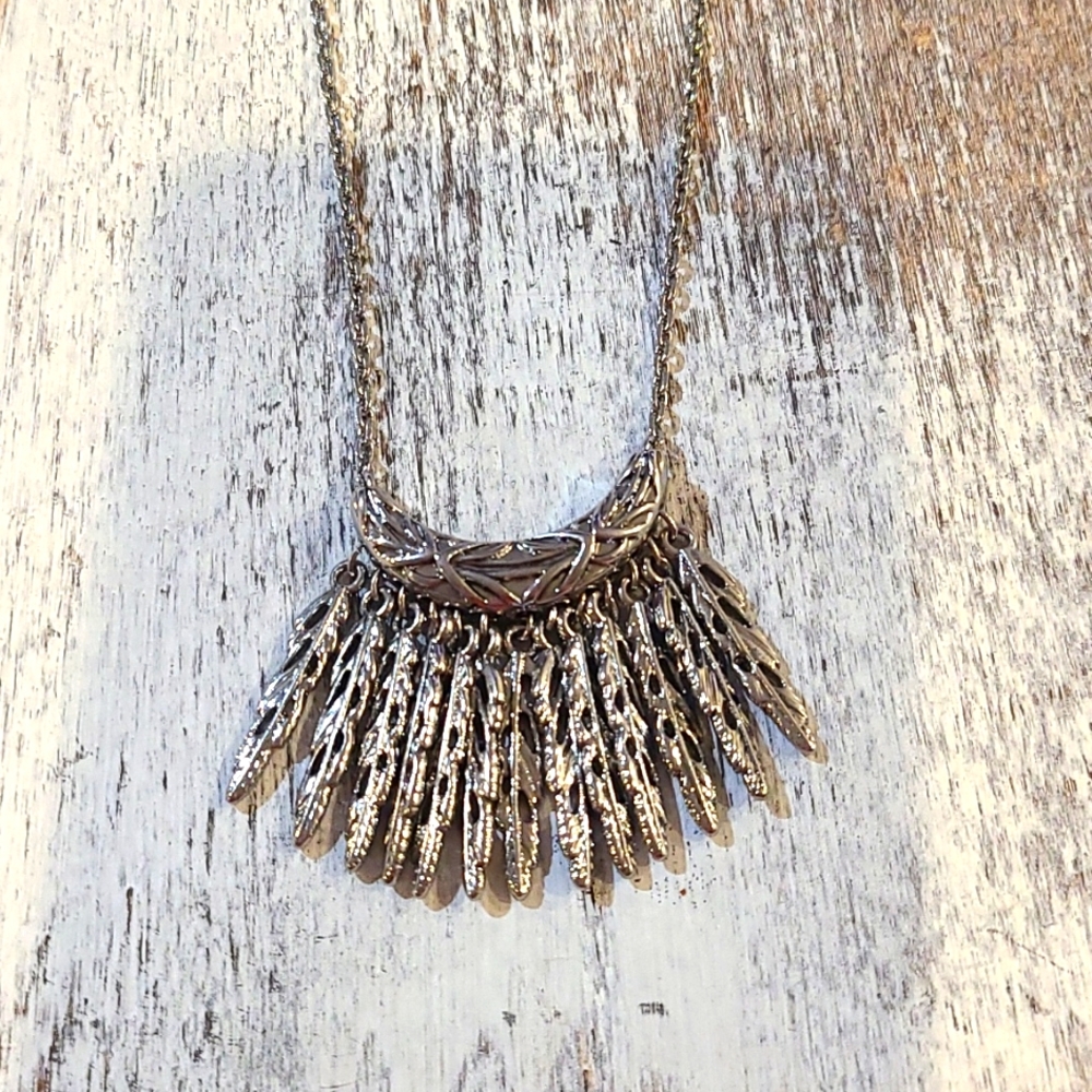 3/$18 Lia Sophia Featherstone Necklace - New - Lot 712